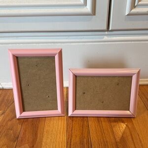 Pink Plastic Photo Frame Set 4” x 6” picture horizontal or vertical